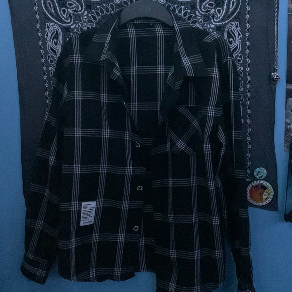 Men’s Flannel B&W - Small